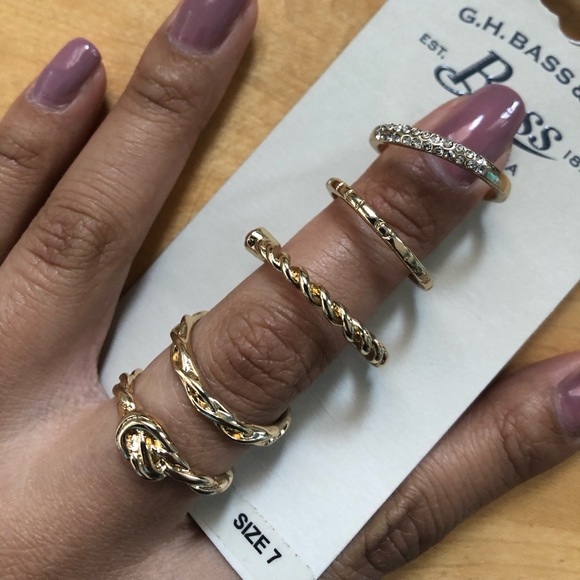 G. H. Bass & Co Set of 5 Gold Rings Size 7 - Picture 1 of 4